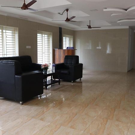 Hotel Star Nivas, Srirangam Tiruchirappalli Экстерьер фото