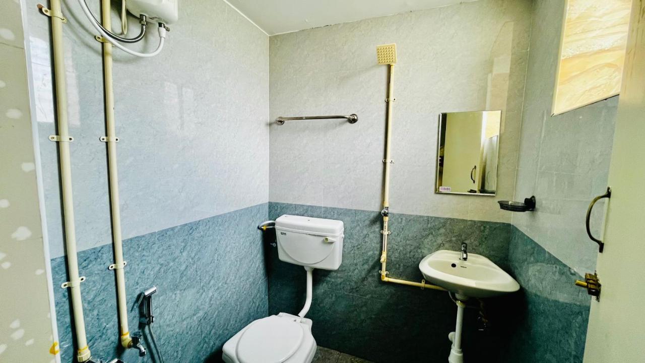 Hotel Star Nivas, Srirangam Tiruchirappalli Экстерьер фото